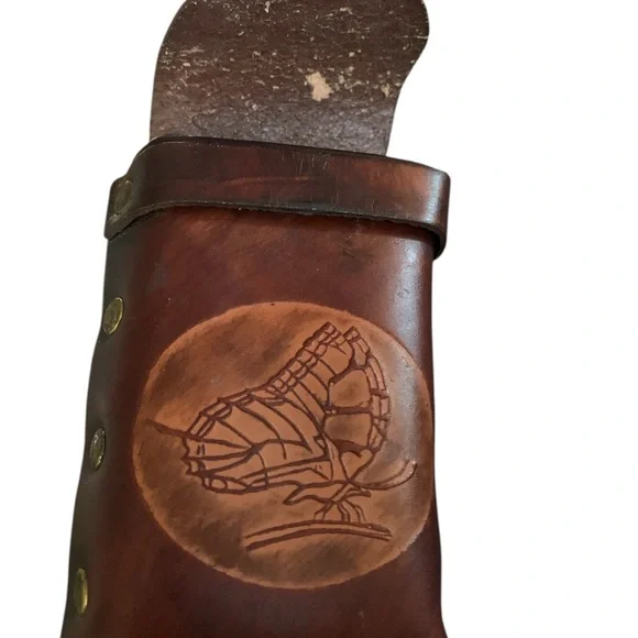 Hand Tooled Leather Cigarette Holder Vintage Butterfly - Picture 3 of 3